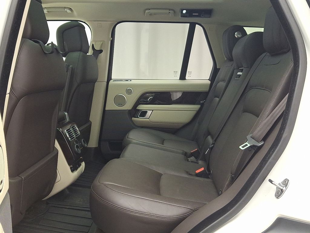 Thumbnail: 2020 Land Rover Range Rover - 10