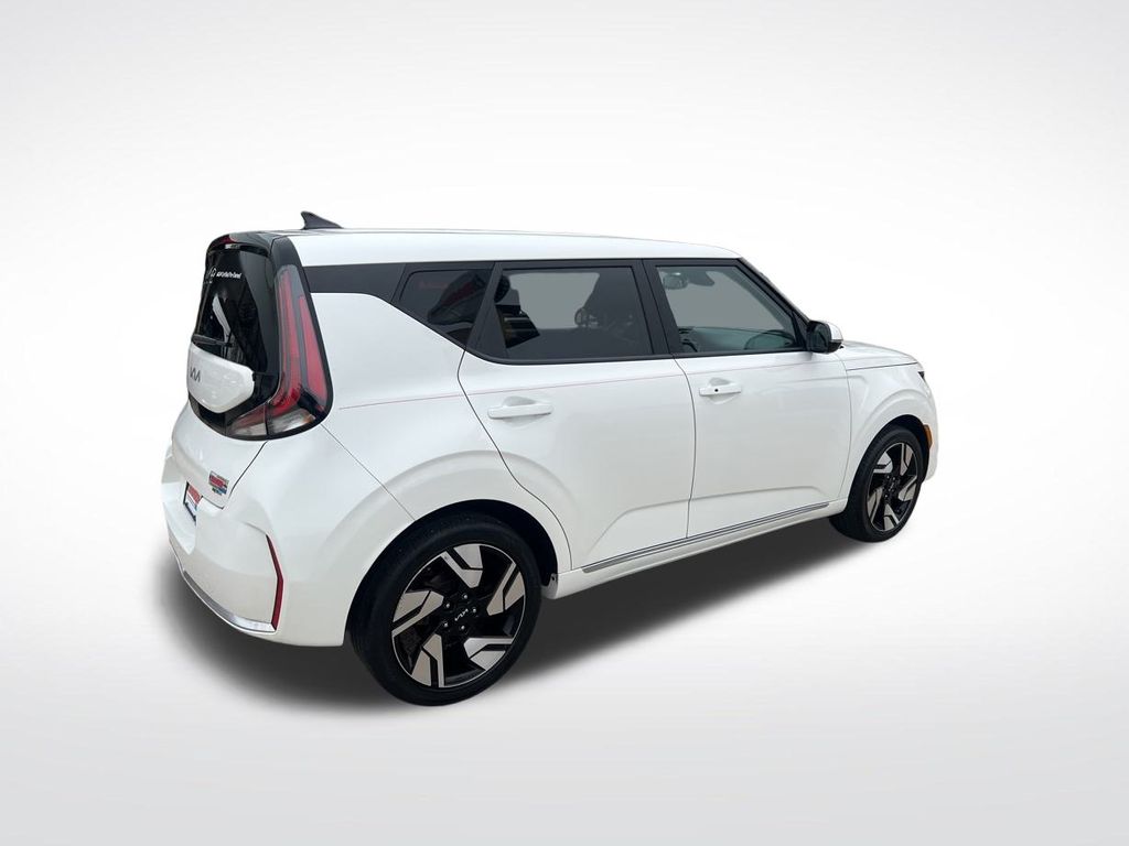 2023 Kia Soul GT-Line photo