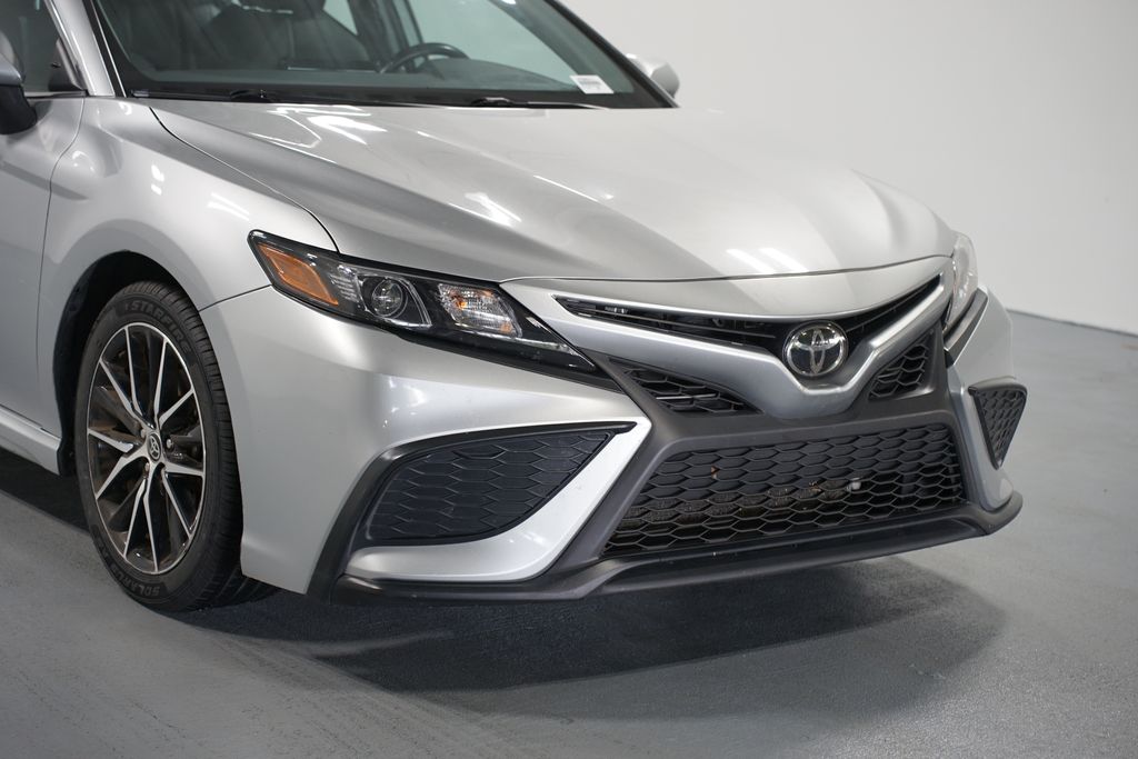 Thumbnail: 2023 Toyota Camry - 4