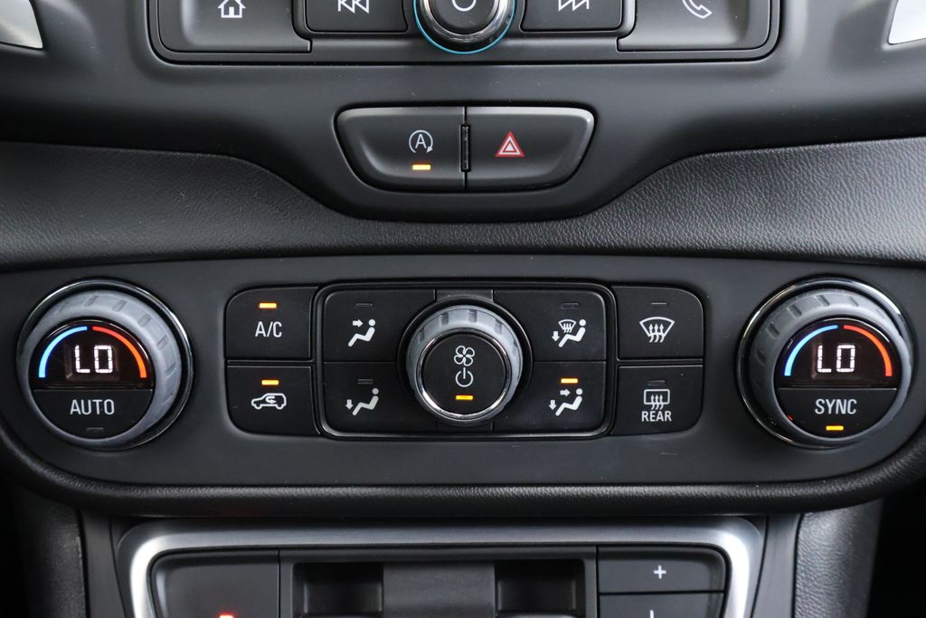 Thumbnail: 2023 GMC Terrain - 18