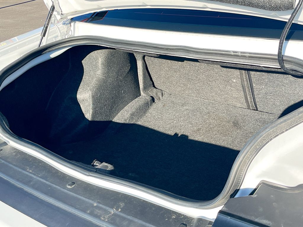 Used 2022 White Dodge R/T Scat Pack Widebody image 25