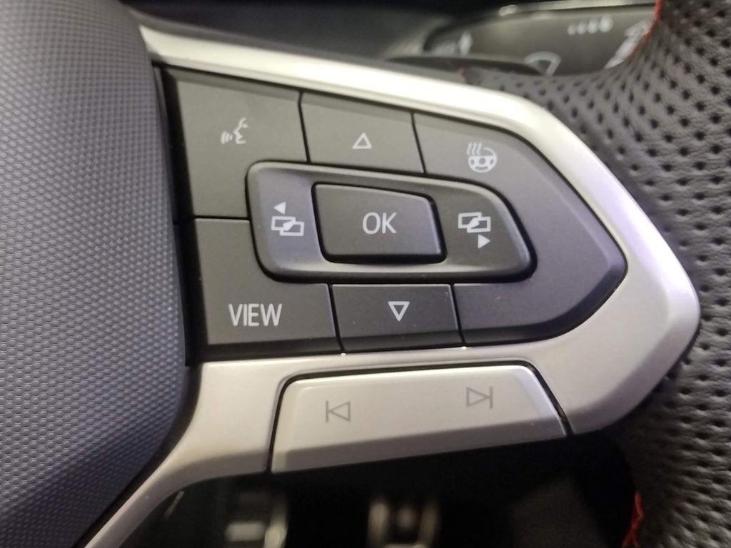 2025 Volkswagen Golf GTI 2.0T SE