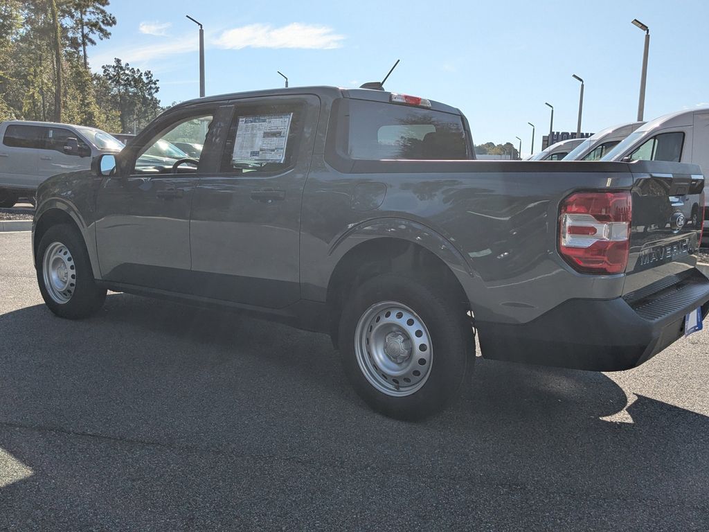 2025 Ford Maverick XL