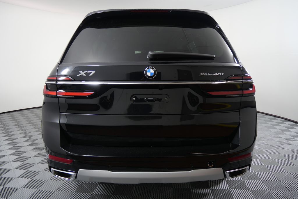 2025 BMW X7 xDrive40i 5