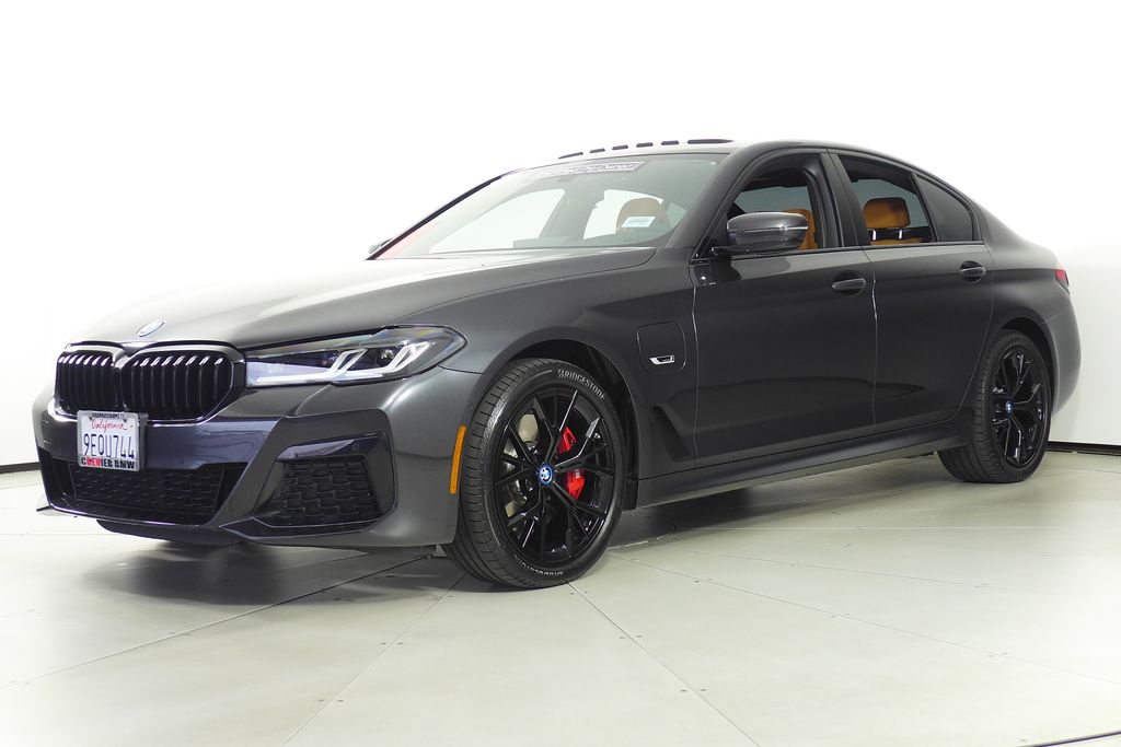 Thumbnail: 2023 BMW 5 Series - 2