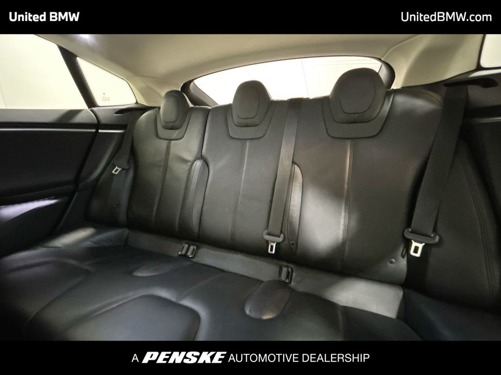 Thumbnail: 2014 Tesla Model S - 20