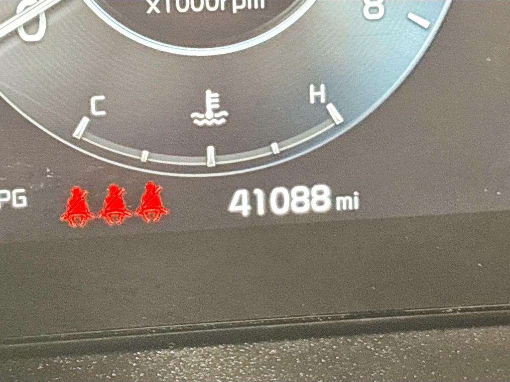 2023 Kia Sportage SX