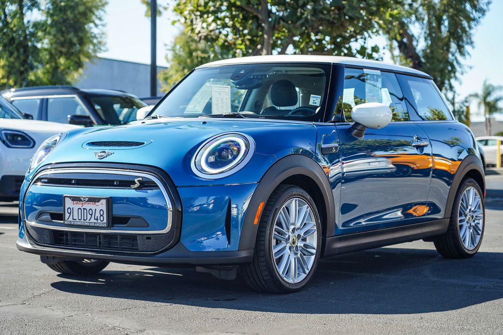 2024 MINI Cooper SE Electric Signature 5