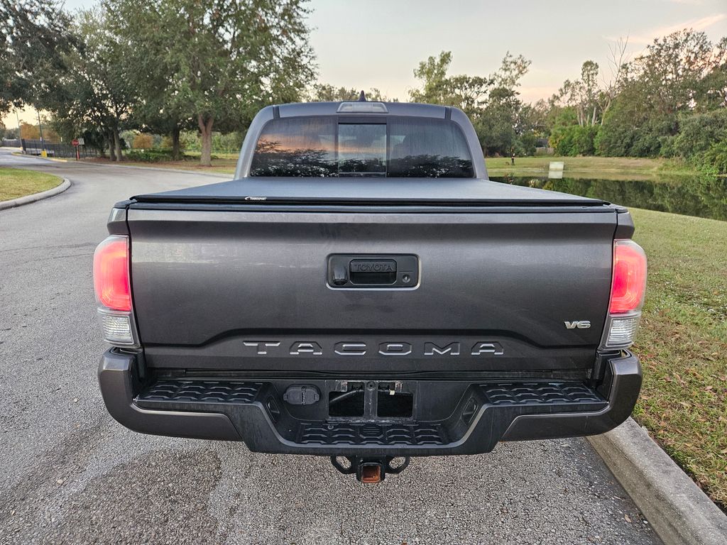 2021 Toyota Tacoma TRD Sport 4