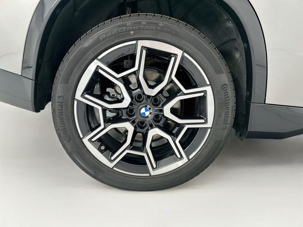Thumbnail: 2026 BMW X1 - 32