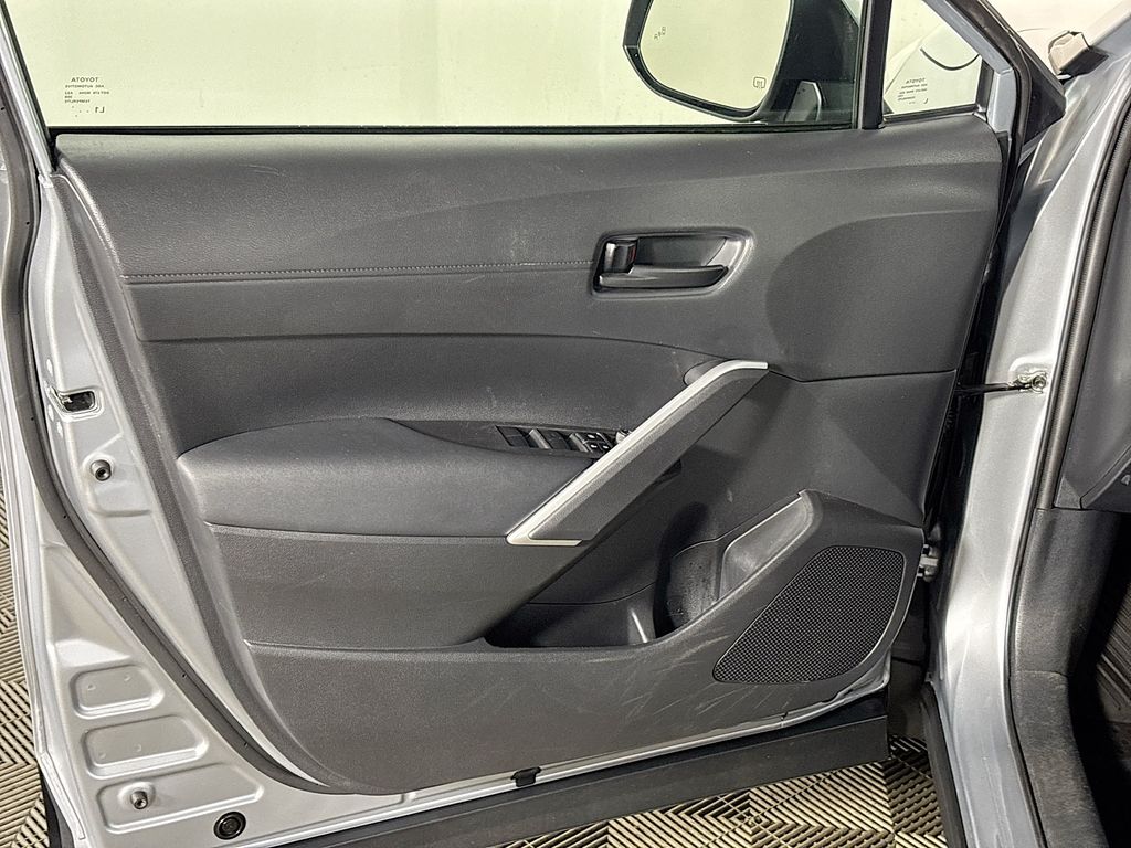 2024 Toyota Corolla Cross Hybrid SE