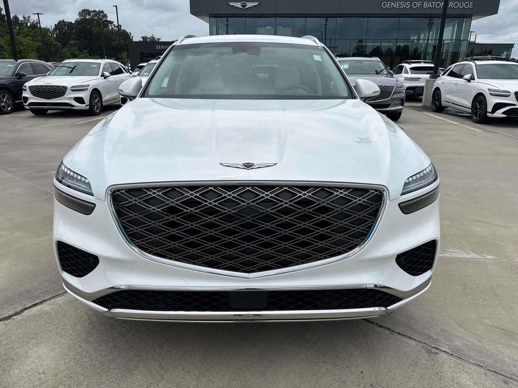 New 2026 White Genesis 2.5T image 2