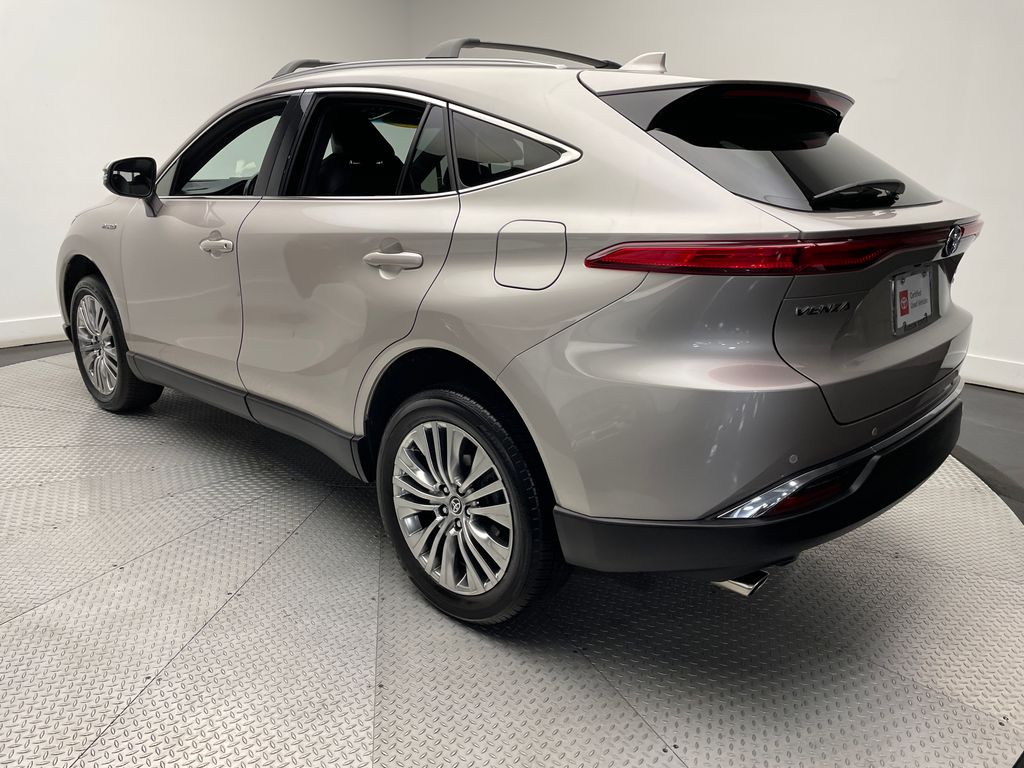2021 Toyota Venza XLE 7