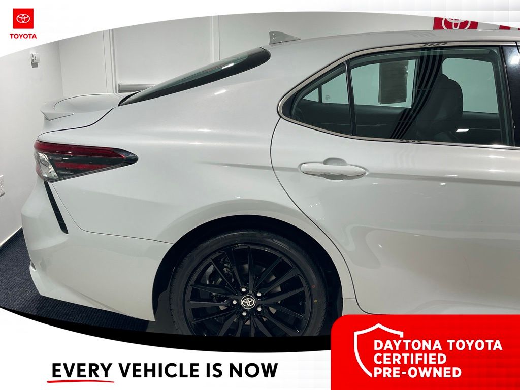 2024 Toyota Camry XSE - Photo 6