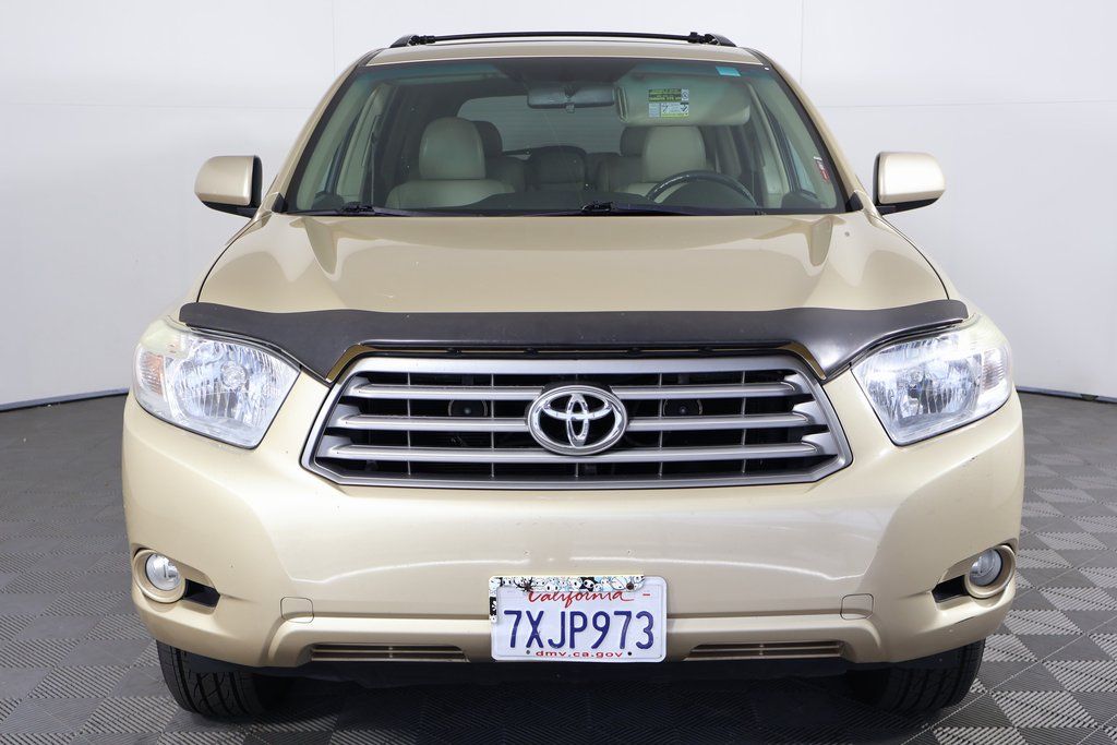 Thumbnail: 2010 Toyota Highlander - 2