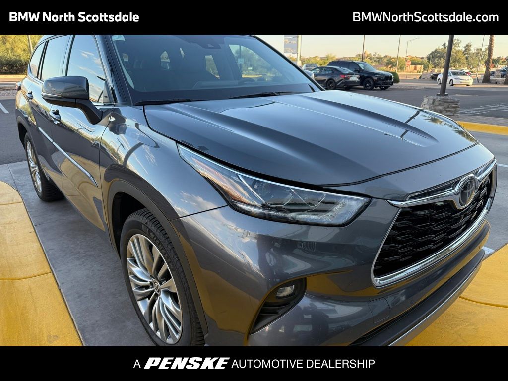 Thumbnail: 2021 Toyota Highlander - 1