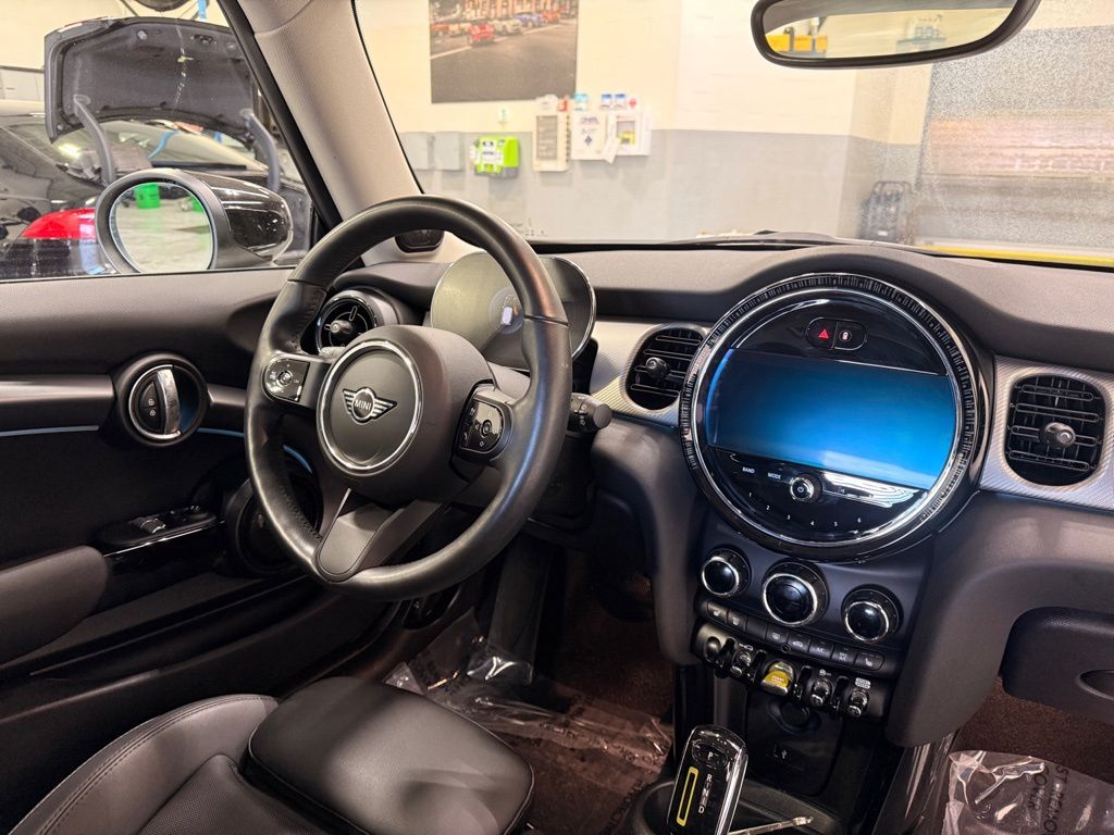 Thumbnail: 2024 MINI Cooper - 24