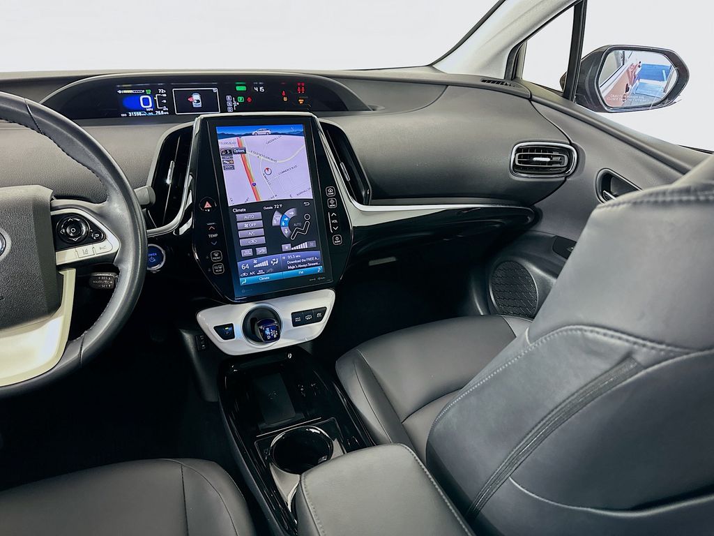 Thumbnail: 2018 Toyota Prius Prime - 23