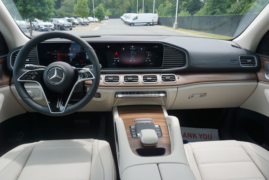 Thumbnail: 2026 Mercedes-Benz GLE - 17