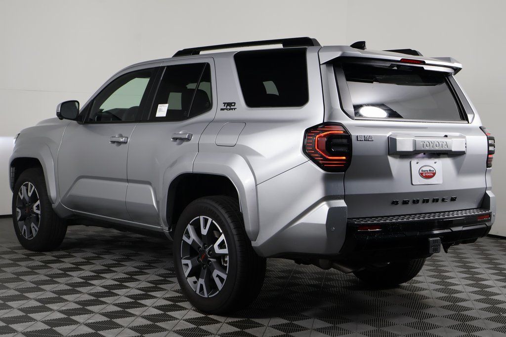 Thumbnail: 2025 Toyota 4Runner - 6