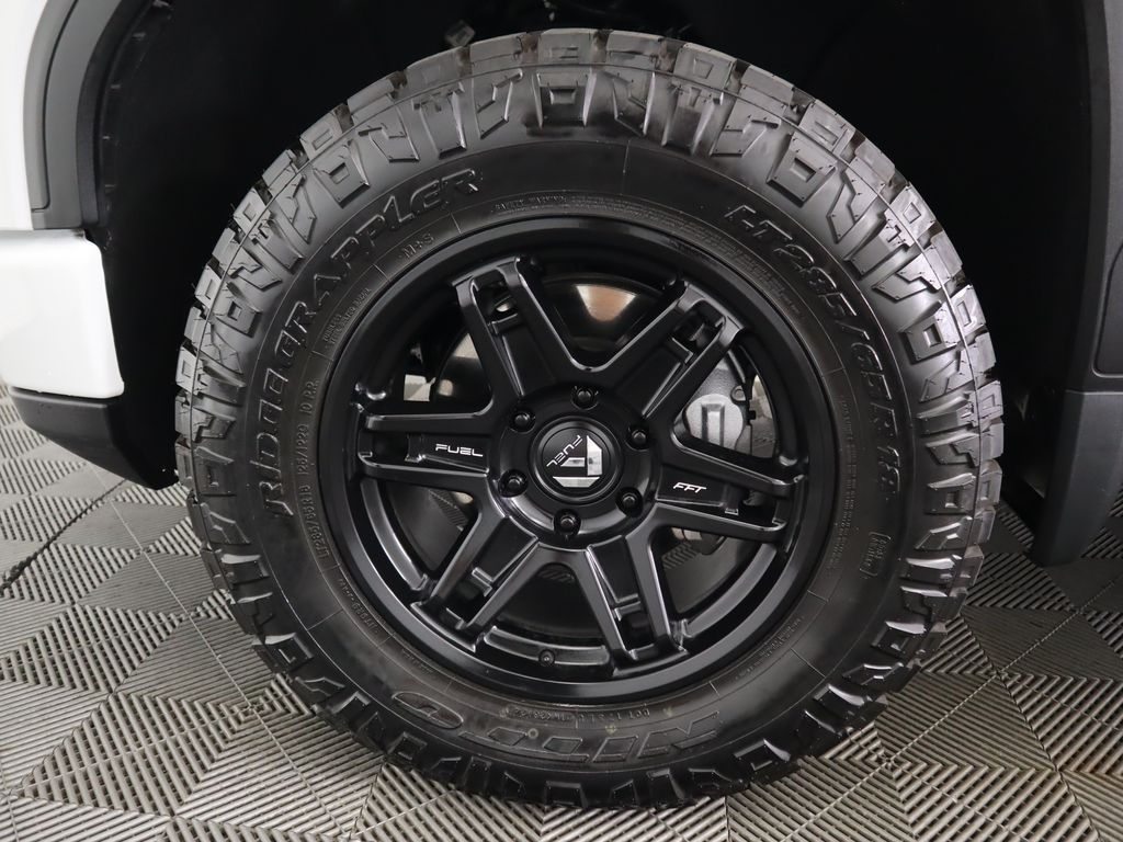 2024 GMC Sierra 1500 AT4 31