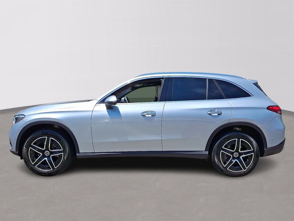 Thumbnail: 2026 Mercedes-Benz GLC - 7
