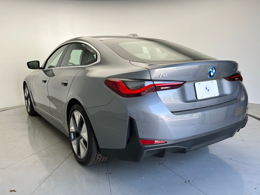 2024 BMW i4 eDrive35 4