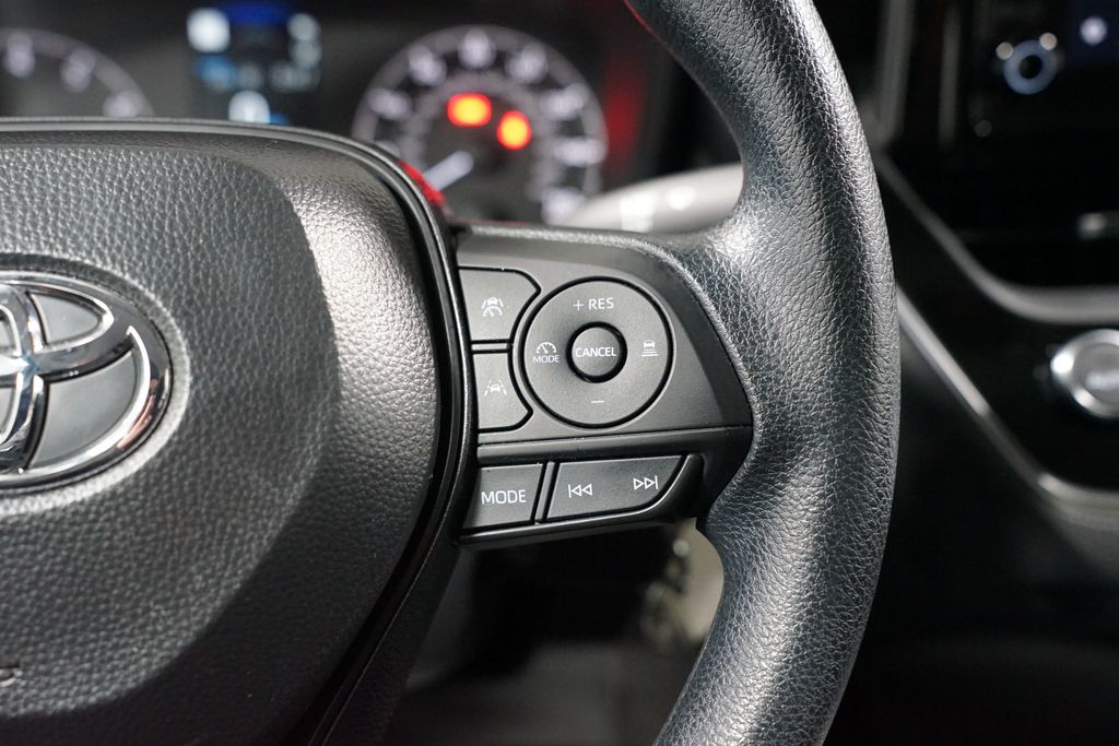 Thumbnail: 2025 Toyota Corolla - 13