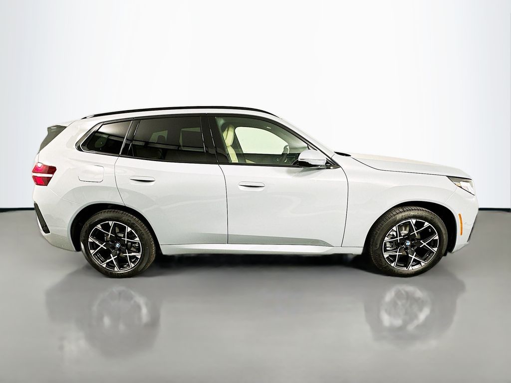 Thumbnail: 2026 BMW X3 - 4