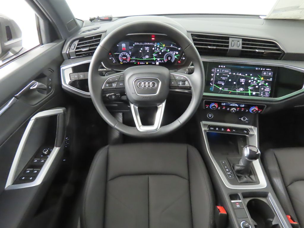Thumbnail: 2025 Audi Q3 - 13