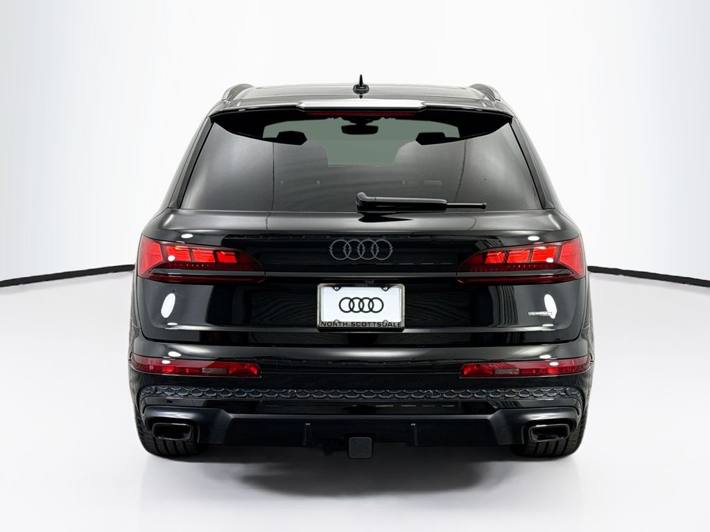 Thumbnail: 2026 Audi Q7 - 6