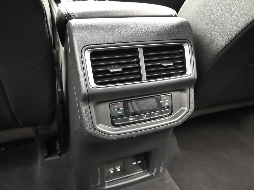 2024 Volkswagen Atlas SE 4Motion
