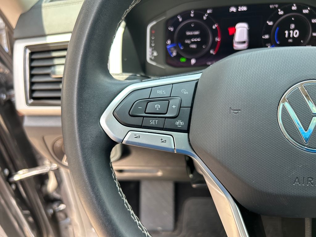 2022 Volkswagen Atlas 3.6L V6 SE w/Technology FWD SUV
