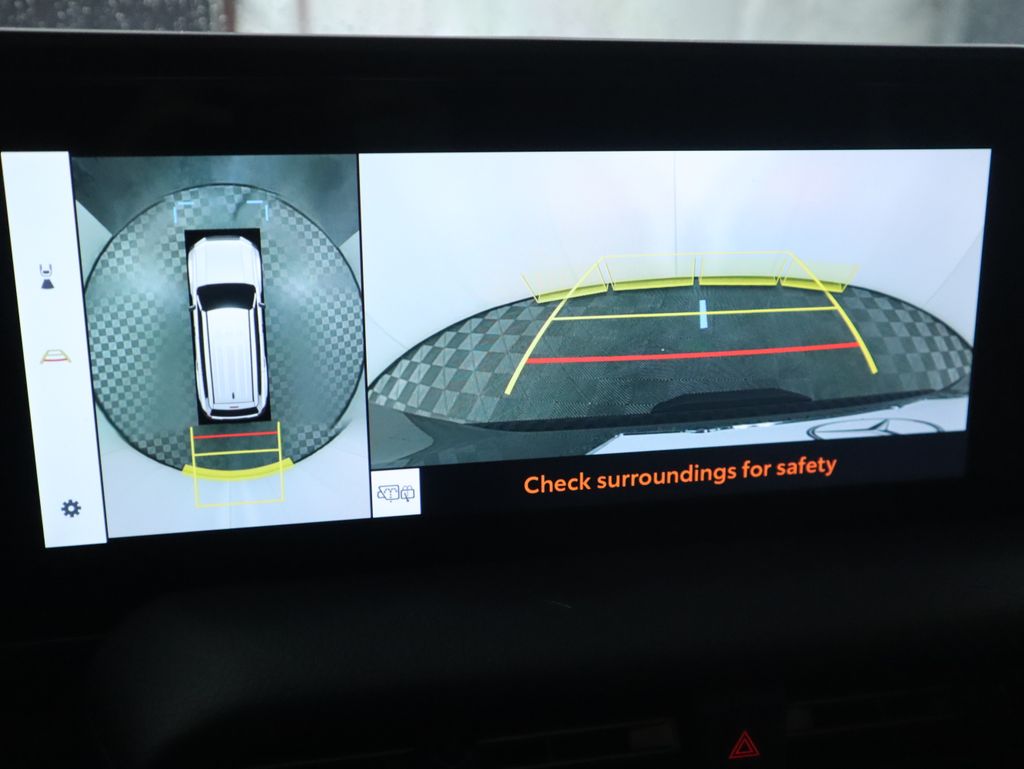 Thumbnail: 2024 Toyota Land Cruiser - 15