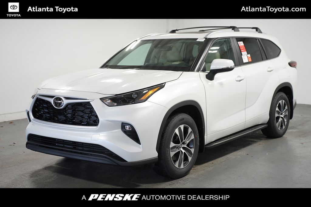 2025 Toyota Highlander XLE -
                Duluth, GA