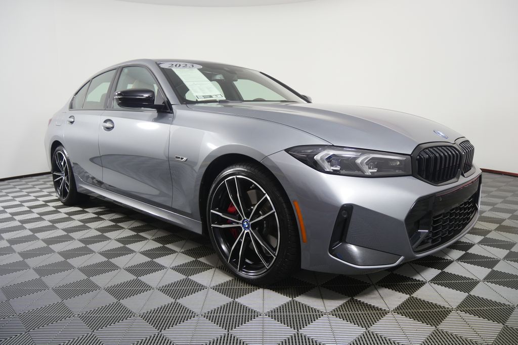 Thumbnail: 2023 BMW 3 Series - 7