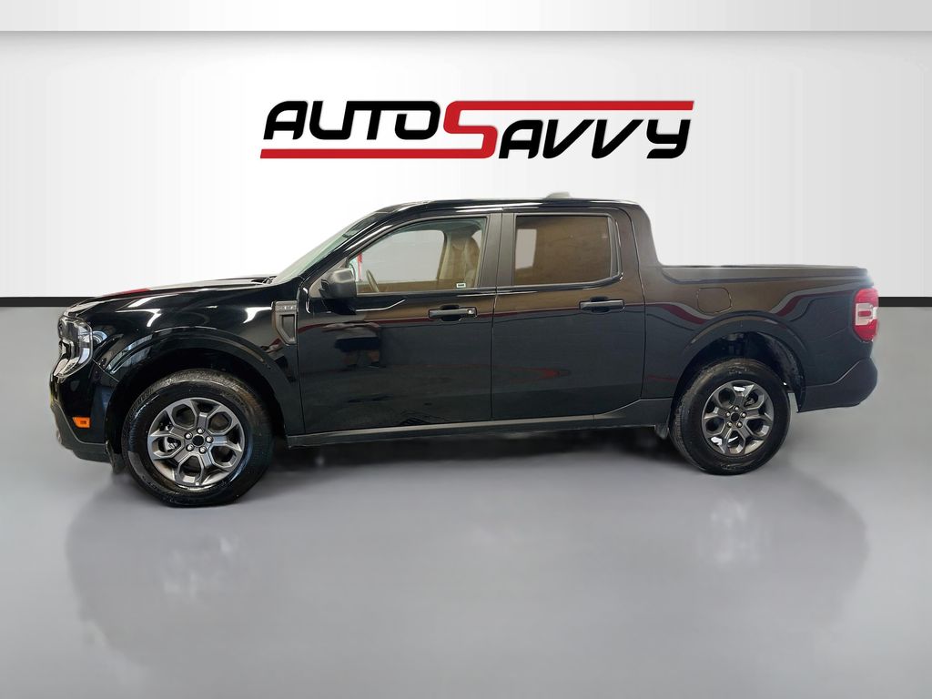Used 2025 Shadow Black Ford XLT image 4