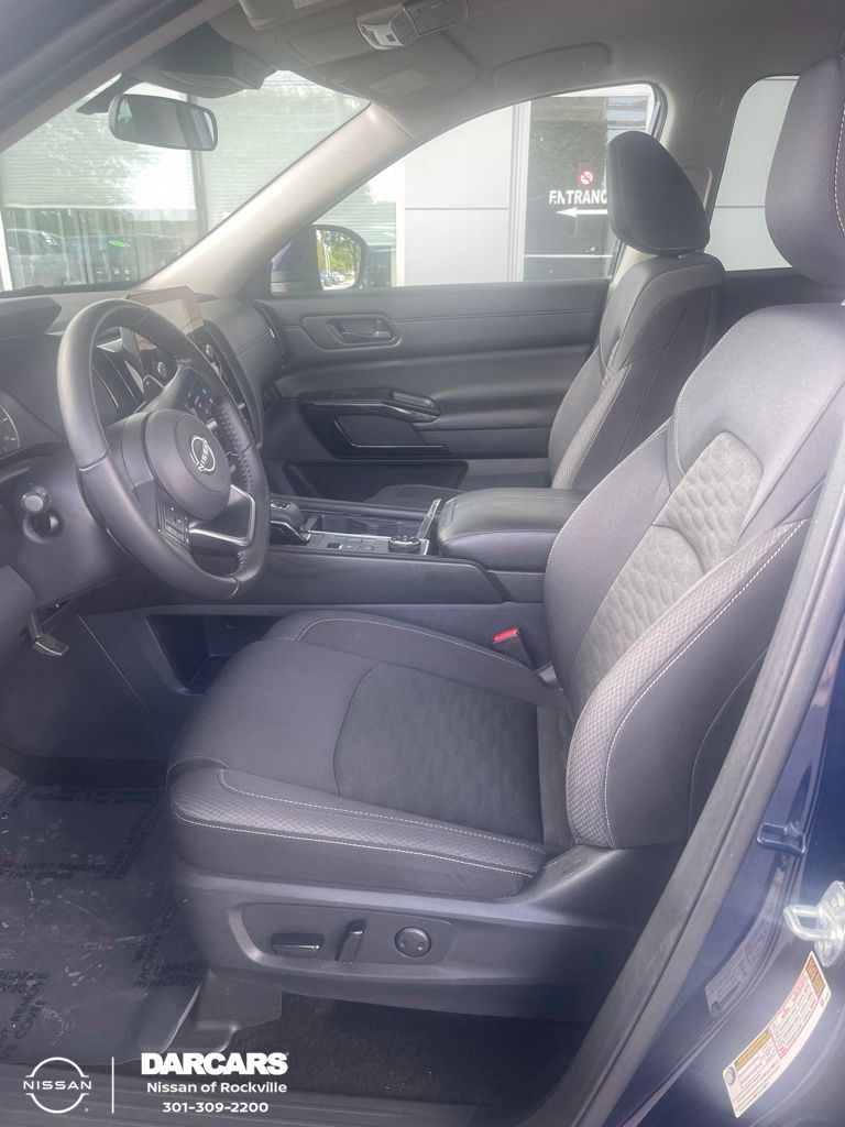 Deep Ocean Blue Pearl 2025 Nissan Pathfinder SUV / Crossover All-Wheel Drive 9-Speed Automatic
