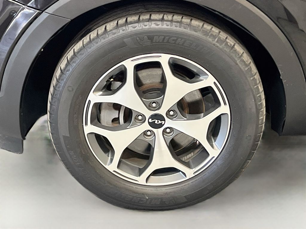 Used 2022 Black Copper Kia EX image 33