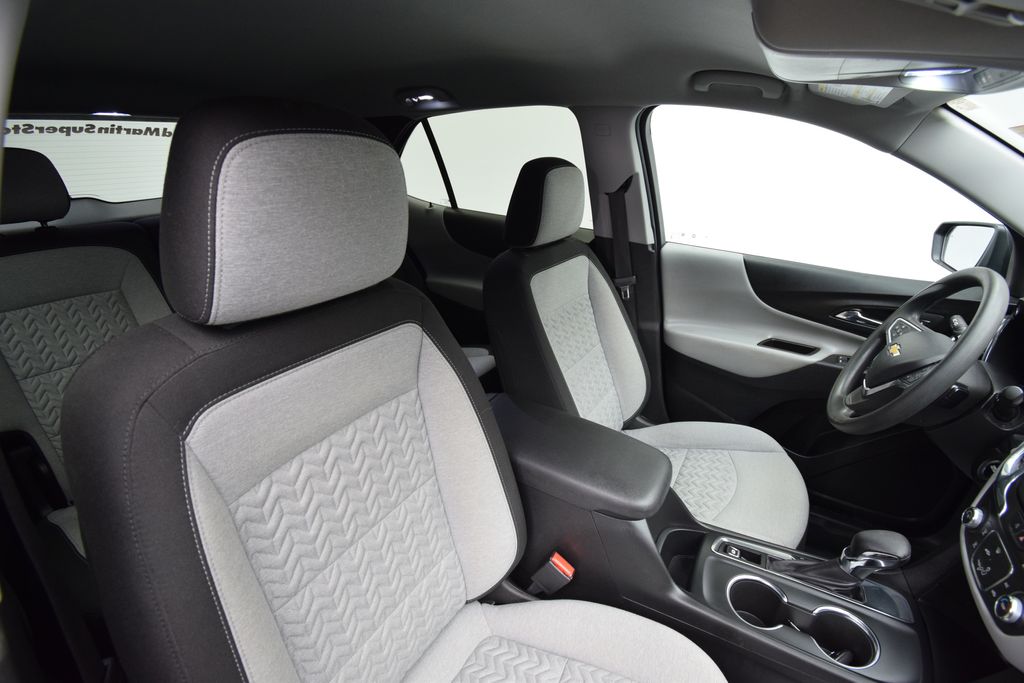 used 2023 Chevrolet Equinox car, priced at $18,400