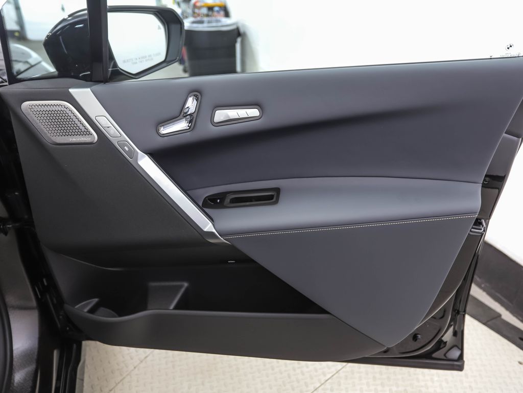 2026 BMW iX  27
