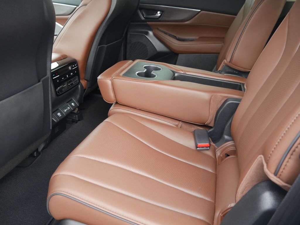 Thumbnail: 2023 Acura MDX - 23