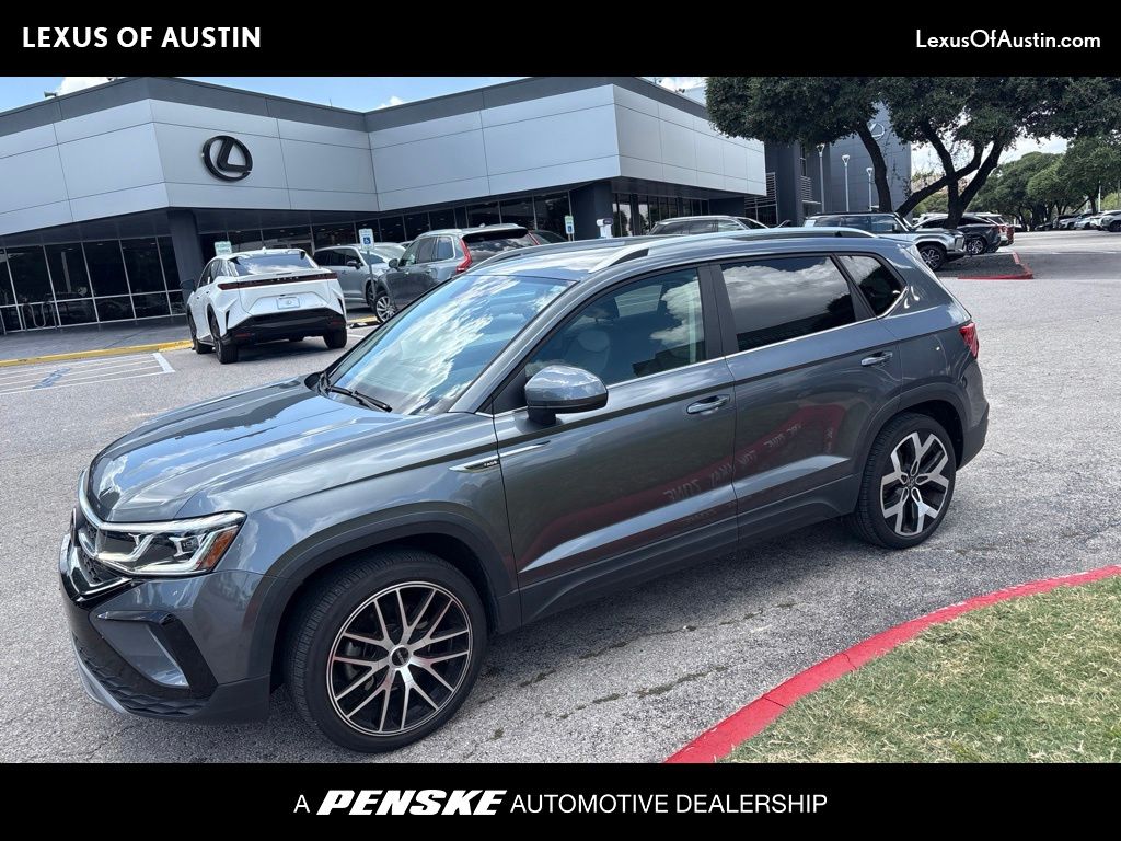 Thumbnail: 2022 Volkswagen Taos - 1