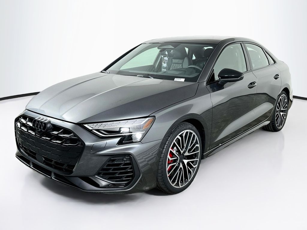 2026 Audi S3 Gris (Daytona Gray Pearl Effect) Sedán Tracción en las cuatro ruedas 7 velocidades Automática