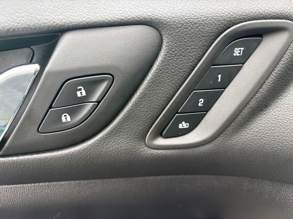 Used 2023 GMC Acadia SUV