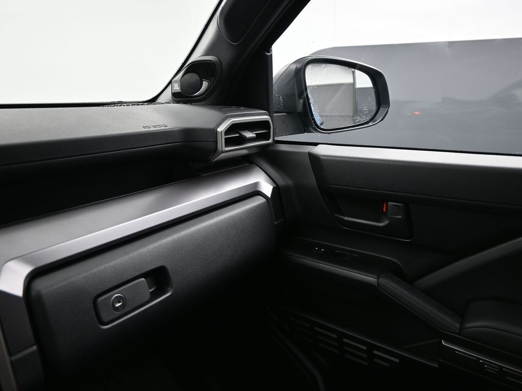 2025 Toyota 4Runner Hybrid TRD Off Road