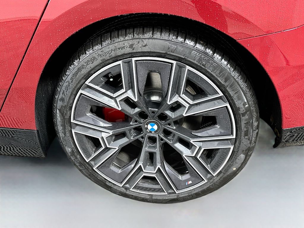 Thumbnail: 2026 BMW 5 Series - 23