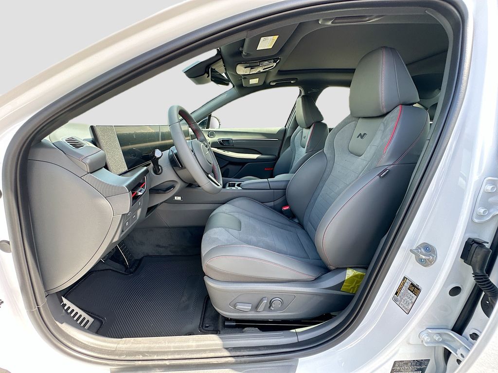 Thumbnail: 2025 Hyundai Sonata - 16