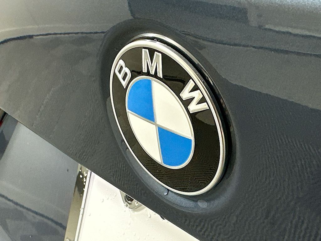 Thumbnail: 2026 BMW 3 Series - 22