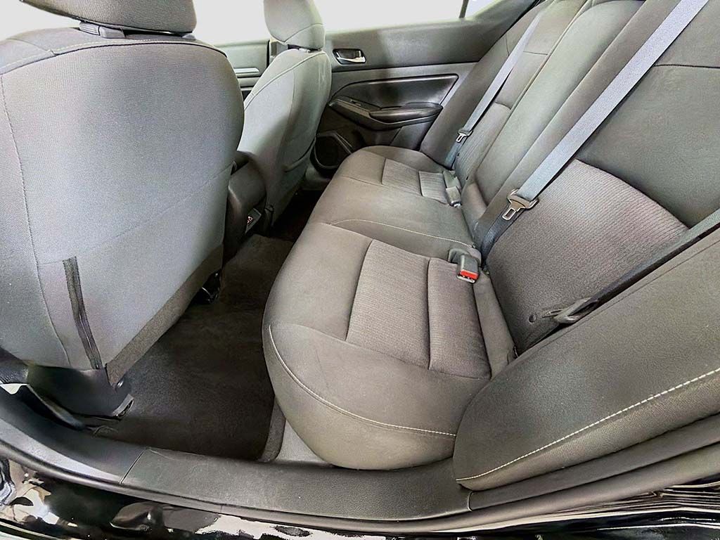 Used 2022 Black Nissan 2.5 SV image 22